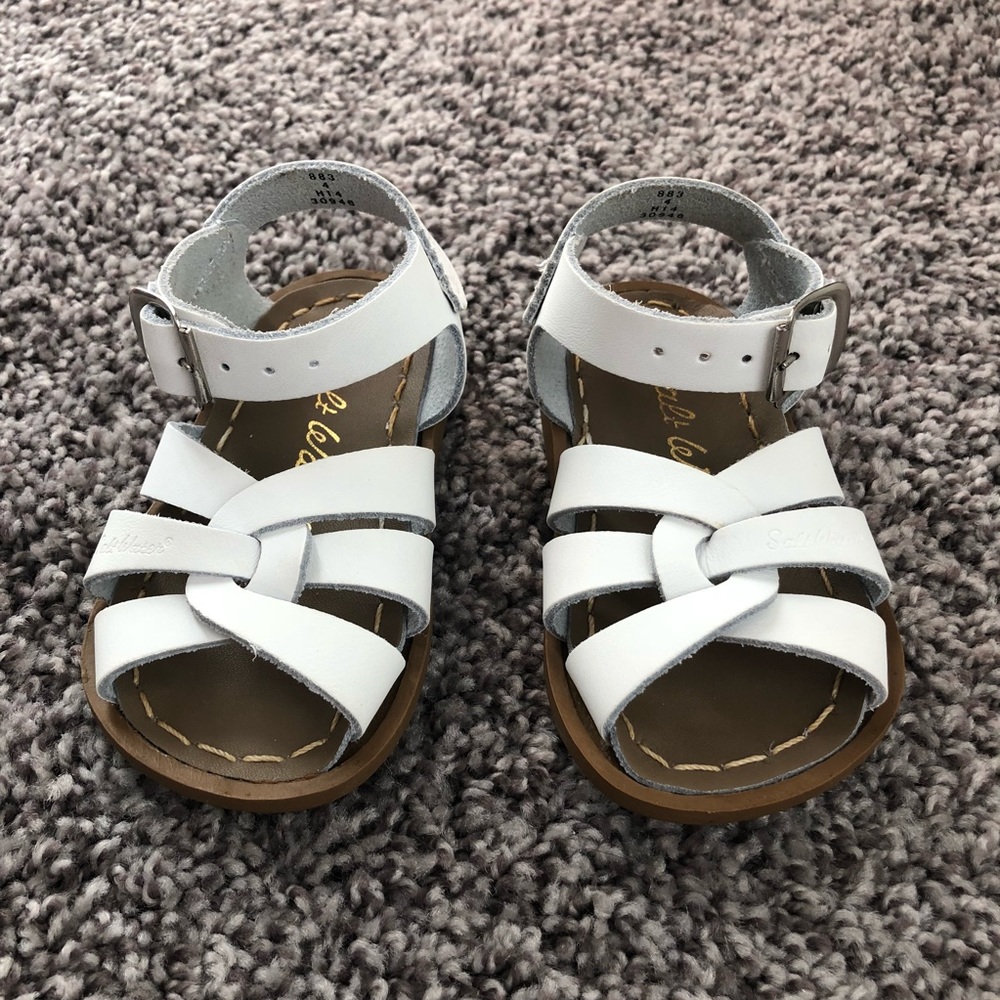 NWOT. Salt water sandals, white, size 4